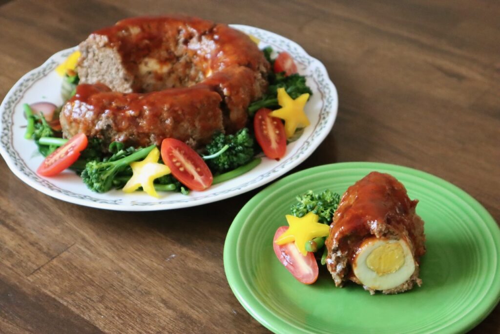 Mėsos vainiko su kiaušiniais receptas – japoniška kulinarija 101